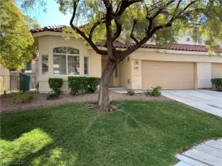 Photo #1: 2168945 Listing 