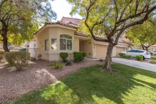 Photo #3: 2168945 Listing 