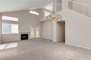 Photo #5: 2168945 Listing 