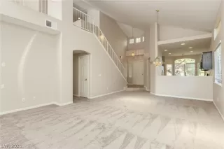 Photo #6: 2168945 Listing 