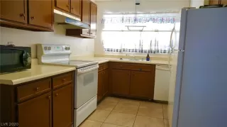 Photo #3: 2168951 Listing 