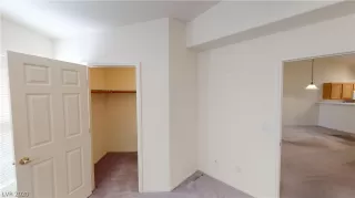 Photo #2: 2169058 Listing 