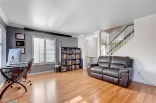 Photo #4: 2169077 Listing 