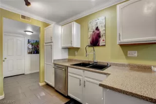 Photo #6: 2169077 Listing 