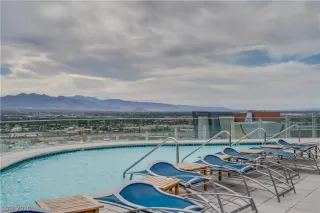 Photo #5: 2169121 Listing