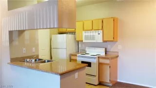 Photo #4: 2169147 Listing