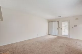 Photo #6: 2169196 Listing