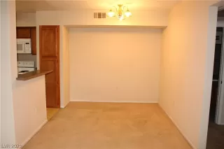 Photo #1: 2169231 Listing 