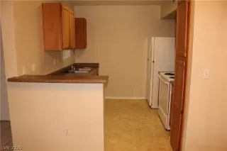 Photo #2: 2169231 Listing 