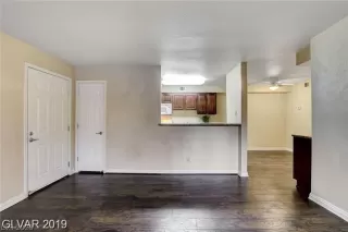 Photo #6: 2169252 Listing