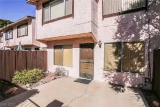 Photo #3: 2169308 Listing