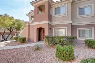 Photo #5: 2169357 Listing