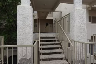 Photo #2: 2169401 Listing