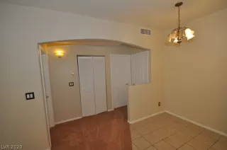 Photo #4: 2169415 Listing 