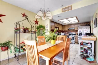 Photo #6: 2169424 Listing 