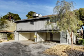 Photo #4: 2169475 Listing