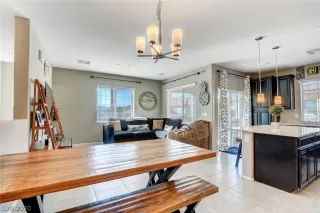 Photo #1: 2169515 Listing