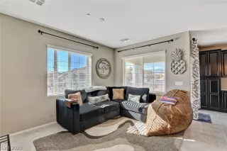 Photo #3: 2169515 Listing