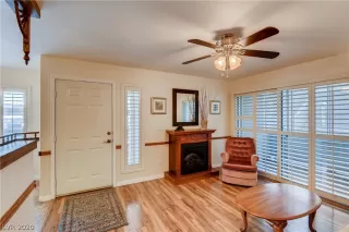 Photo #2: 2169518 Listing 