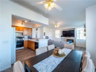 Photo #6: 2169538 Listing 