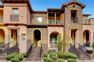 Photo #4: 2169560 Listing 