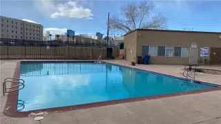 Photo #2: 2169573 Listing