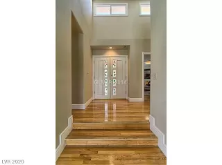 Photo #5: 2169663 Listing 