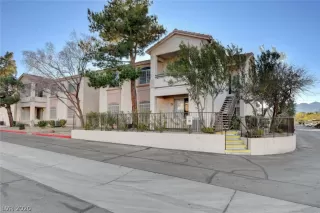 Photo #2: 2169680 Listing