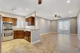 Photo #6: 2169680 Listing