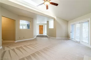 Photo #3: 2169703 Listing 