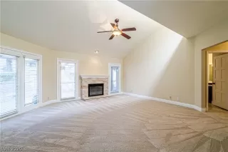 Photo #5: 2169703 Listing 