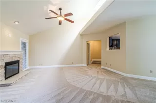 Photo #6: 2169703 Listing 