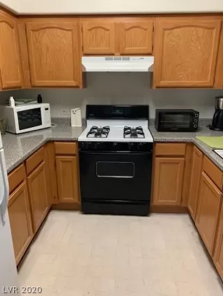 Photo #3: 2169736 Listing