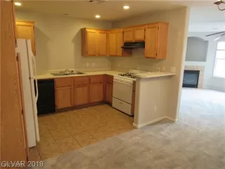 Photo #3: 2169762 Listing 