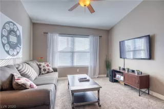 Photo #2: 2169813 Listing