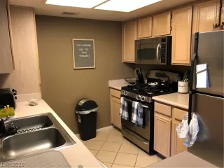 Photo #1: 2169817 Listing