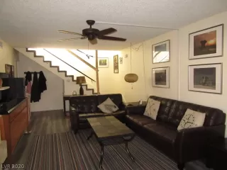 Photo #5: 2169820 Listing