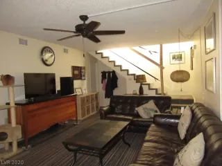 Photo #6: 2169820 Listing