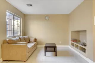 Photo #4: 2169871 Listing 