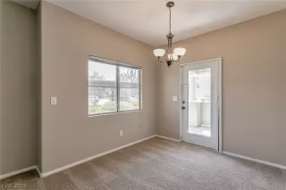 Photo #5: 2169881 Listing