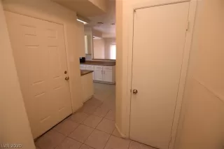 Photo #4: 2169954 Listing 