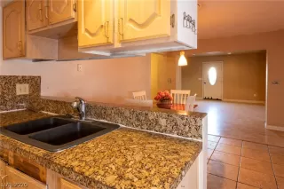 Photo #6: 2169961 Listing 