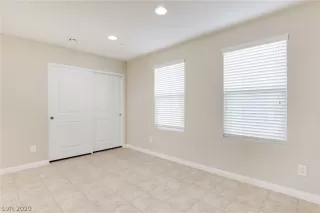 Photo #5: 2170002 Listing