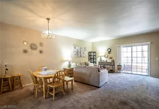 Photo #2: 2170045 Listing