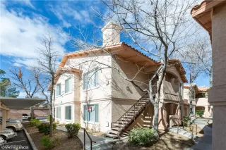 Photo #1: 2170080 Listing