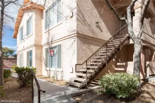 Photo #2: 2170080 Listing