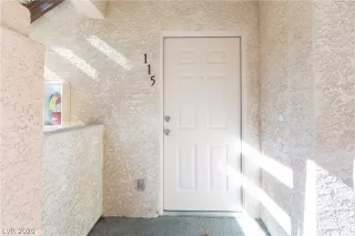 Photo #4: 2170080 Listing