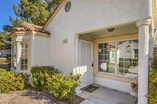 Photo #3: 2170182 Listing