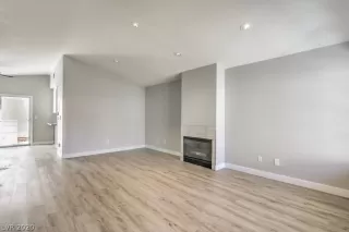 Photo #5: 2170182 Listing