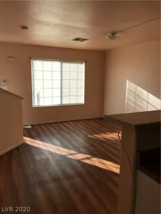 Photo #1: 2170203 Listing 